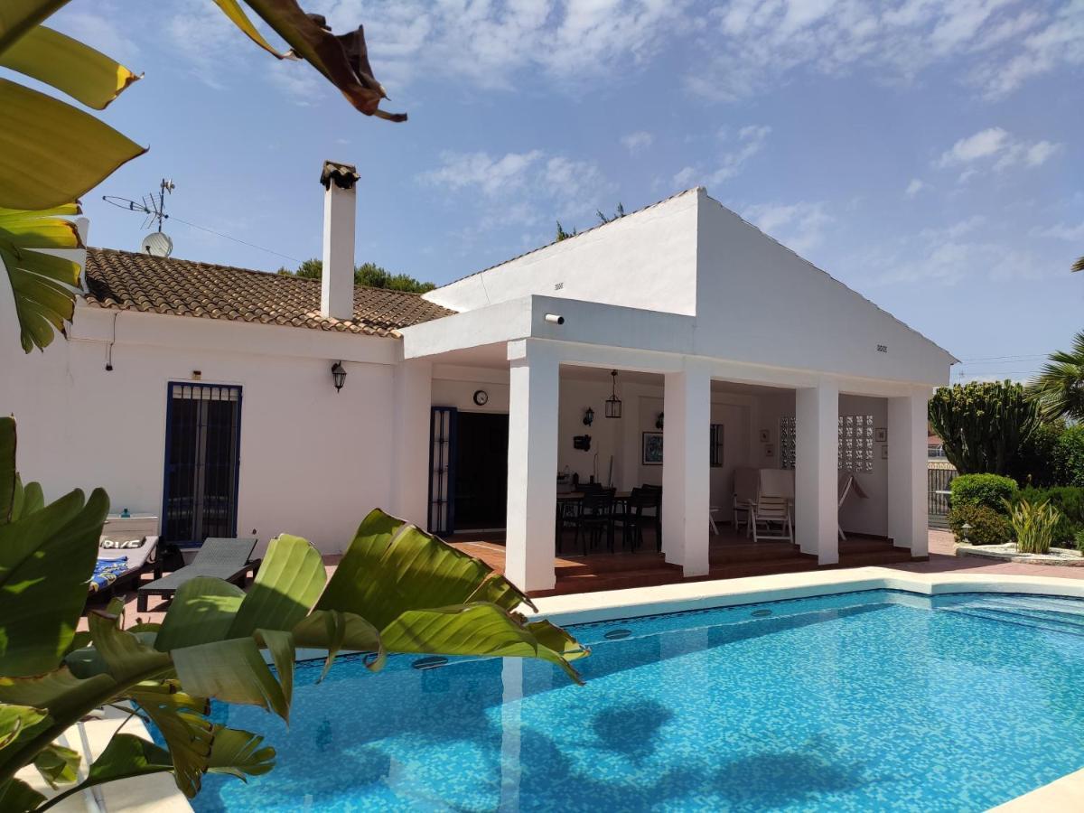 Villa With Private Pool, Bbq, Fitness Center & Sauna San Vicente Raspeig Exterior photo